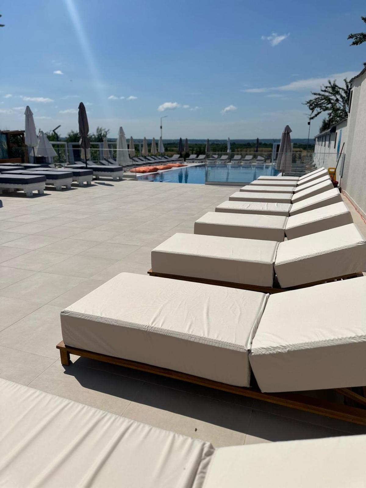 Hotel Goya Boutique Târgu Jiu المظهر الخارجي الصورة