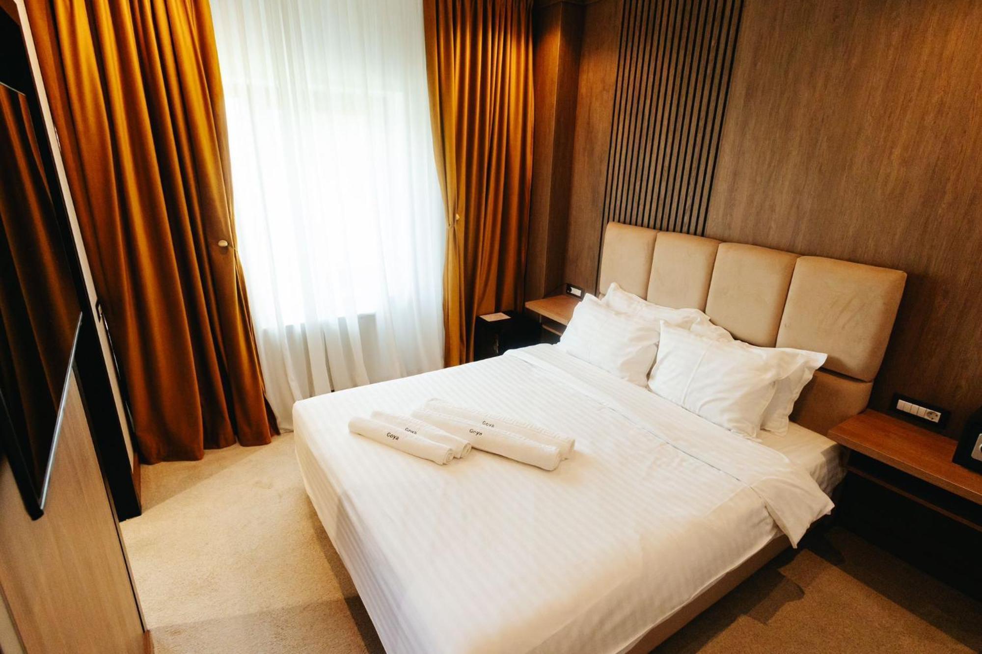 Hotel Goya Boutique Târgu Jiu المظهر الخارجي الصورة