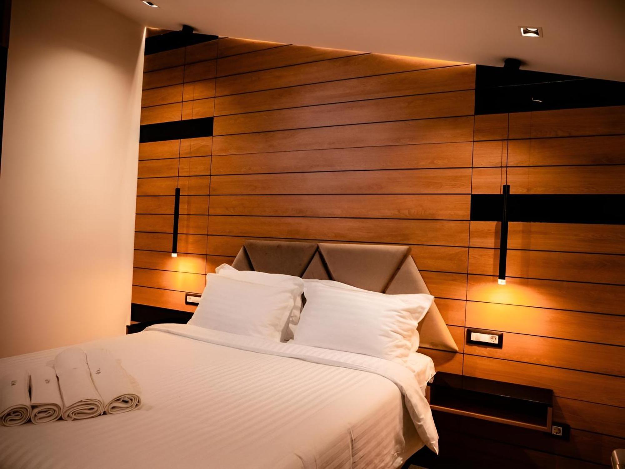 Hotel Goya Boutique Târgu Jiu المظهر الخارجي الصورة